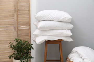 The Secret to Comfort in Hotel Rooms: Choosing the Right Duvet and Pillow
