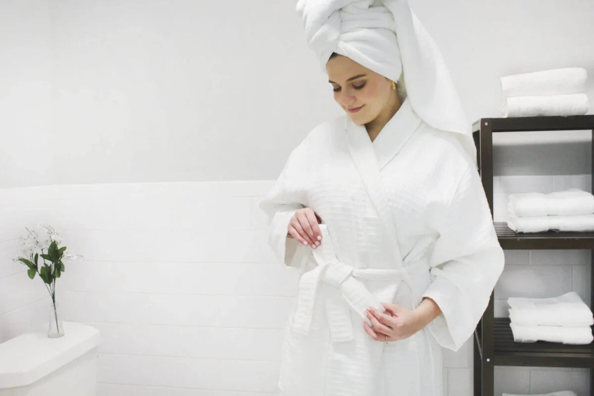 Why Does Bathrobe and Towel Absorbency Matter?