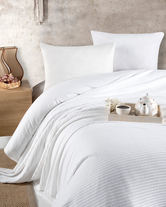 Duvet Cover Set & Honeycomb Blanket Bundle
