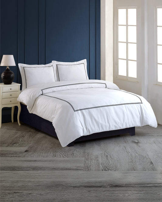 Luxury Black Stripe Bedding Set