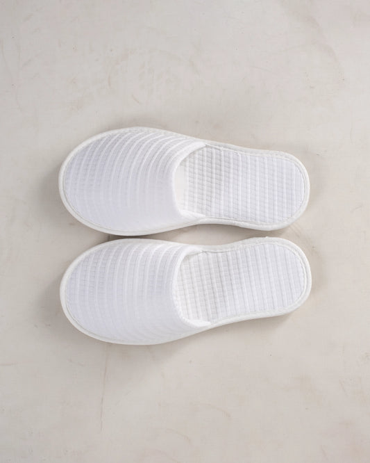 Pantuflas blancas tipo gofre
